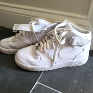 NIKE Air Force Ones